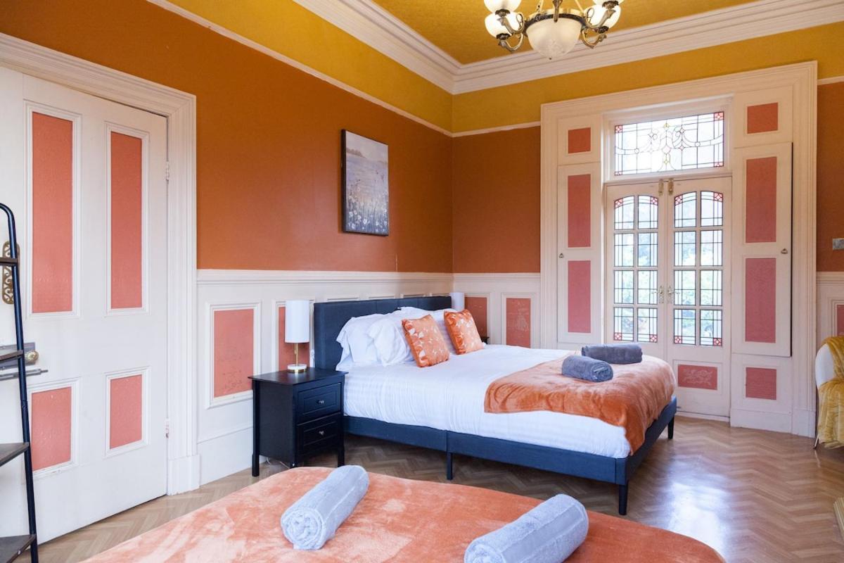 Victorian Elegance At Kingscliffe, Sleeps 17 Villa Manchester Exterior photo